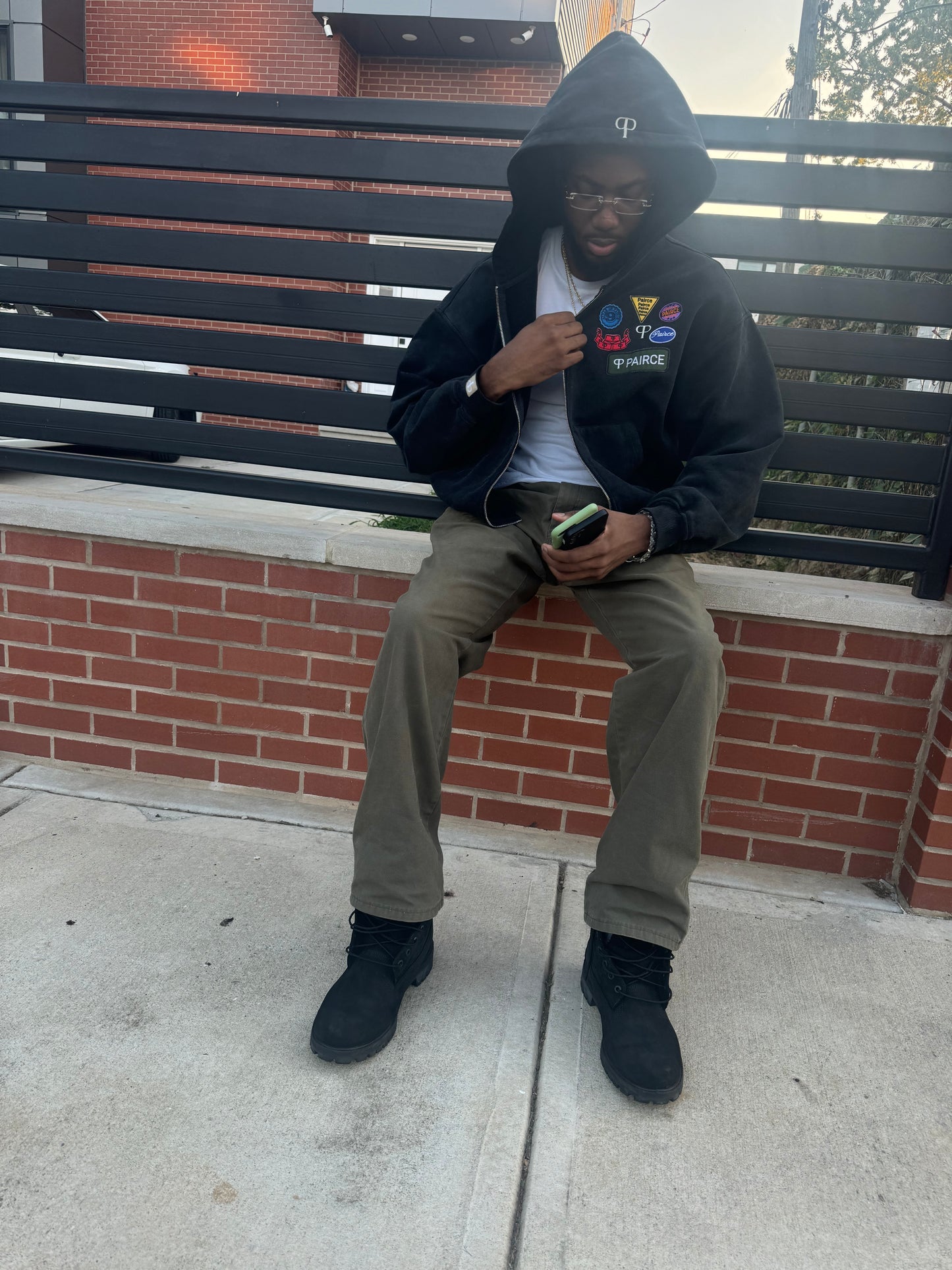 BLACK PAIRCE HOODIES