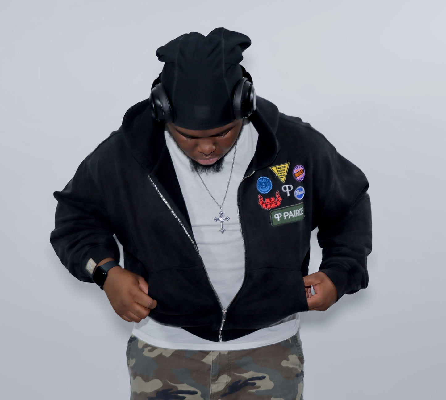 BLACK PAIRCE HOODIES